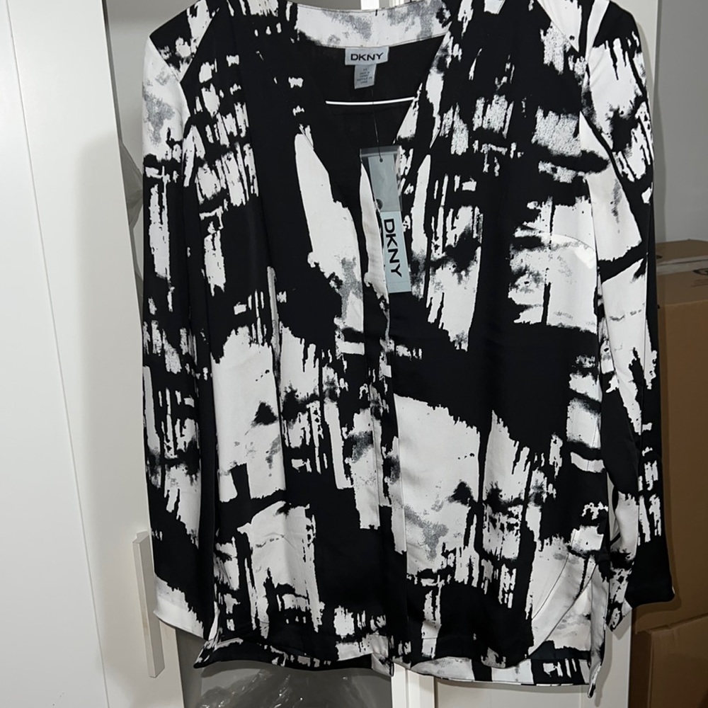 DKNY blouse